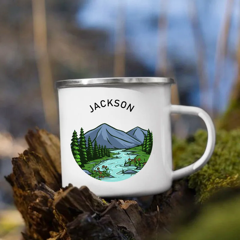 Personalisierte Camper-Tassen  – Outdoor Adventure Names Bewertung und Preis